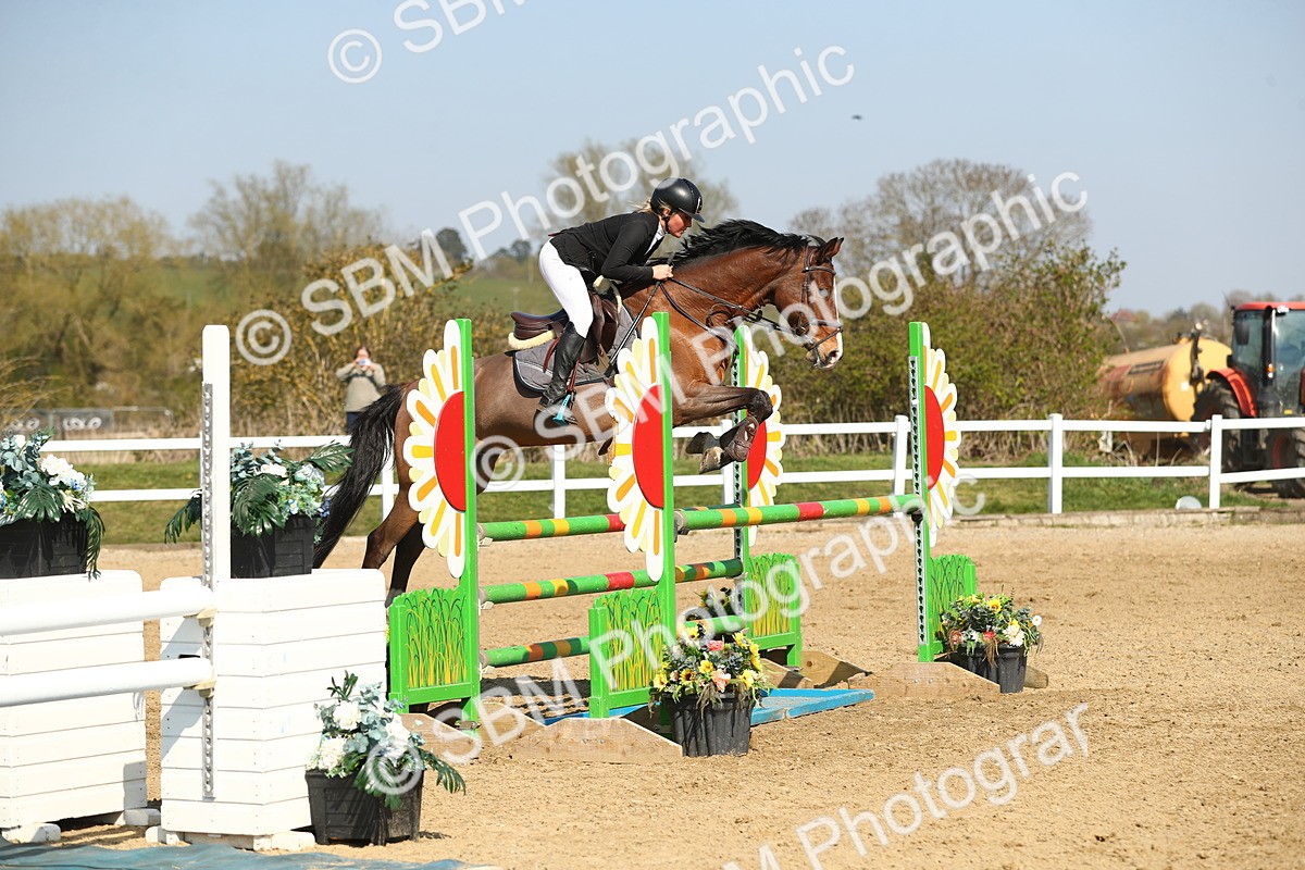 SBM_001207 - Class 4 - Senior Newcomers - 1.10m