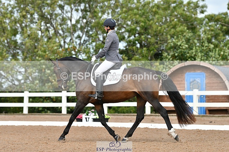 250906-104028-00699 - 096-Anna.JamesCaramia's.voice