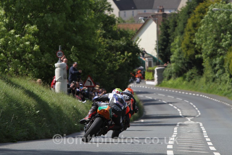 Jamie Hamilton Kawasaki / Stewart Smith Racing. - Bikenation Lightweight TT