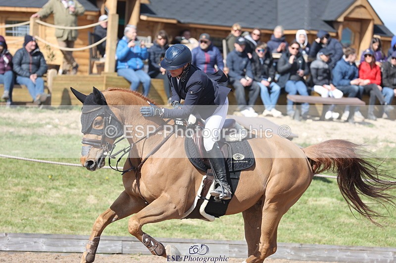 240419A-160712-09164 - Cls 10, 2 Star Big Tour 145cm  15.45 to 16.35 break