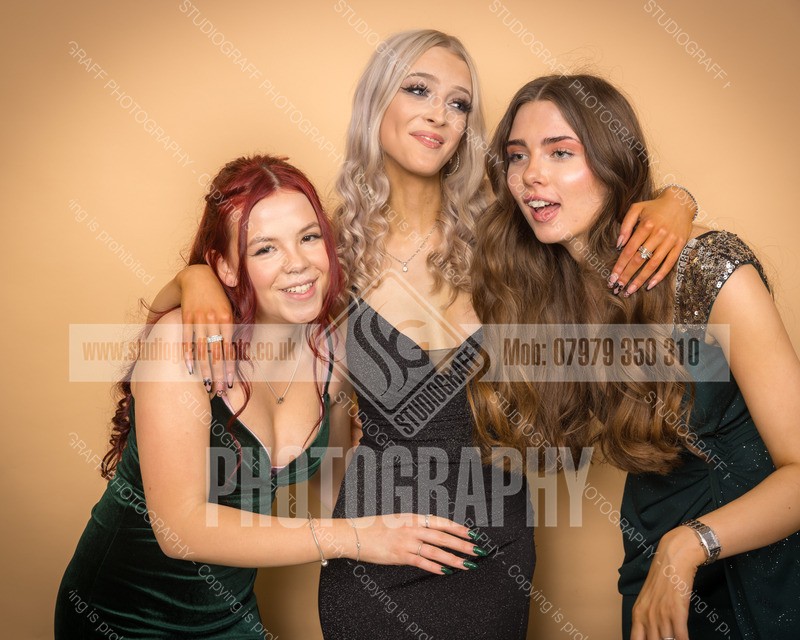 R5L1_2423 - Thurso high school 2025 - Senior prom