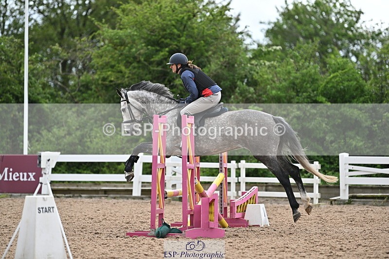 240514A-164443-00113 - 70cm