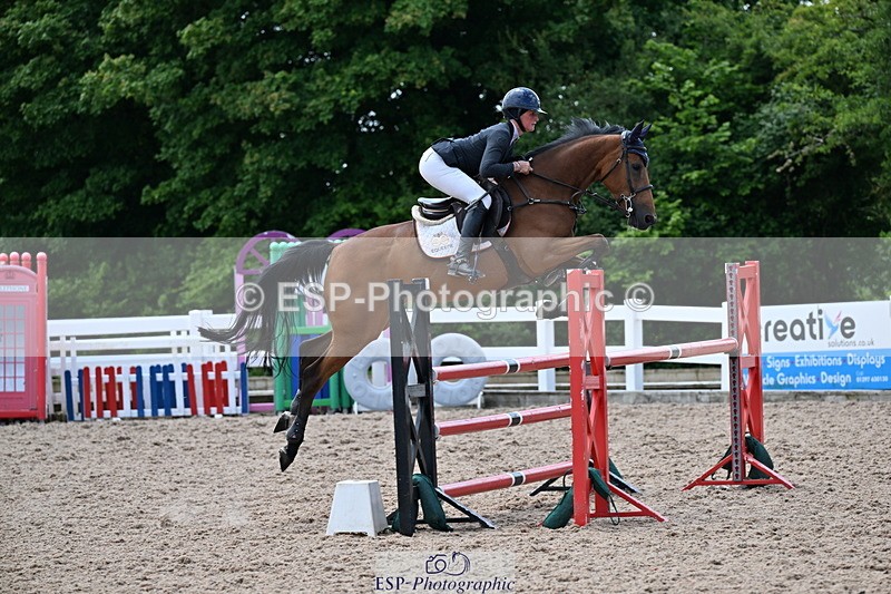 240605A-140813-00662 - Cls 4 Newcomers and 1.10m Open