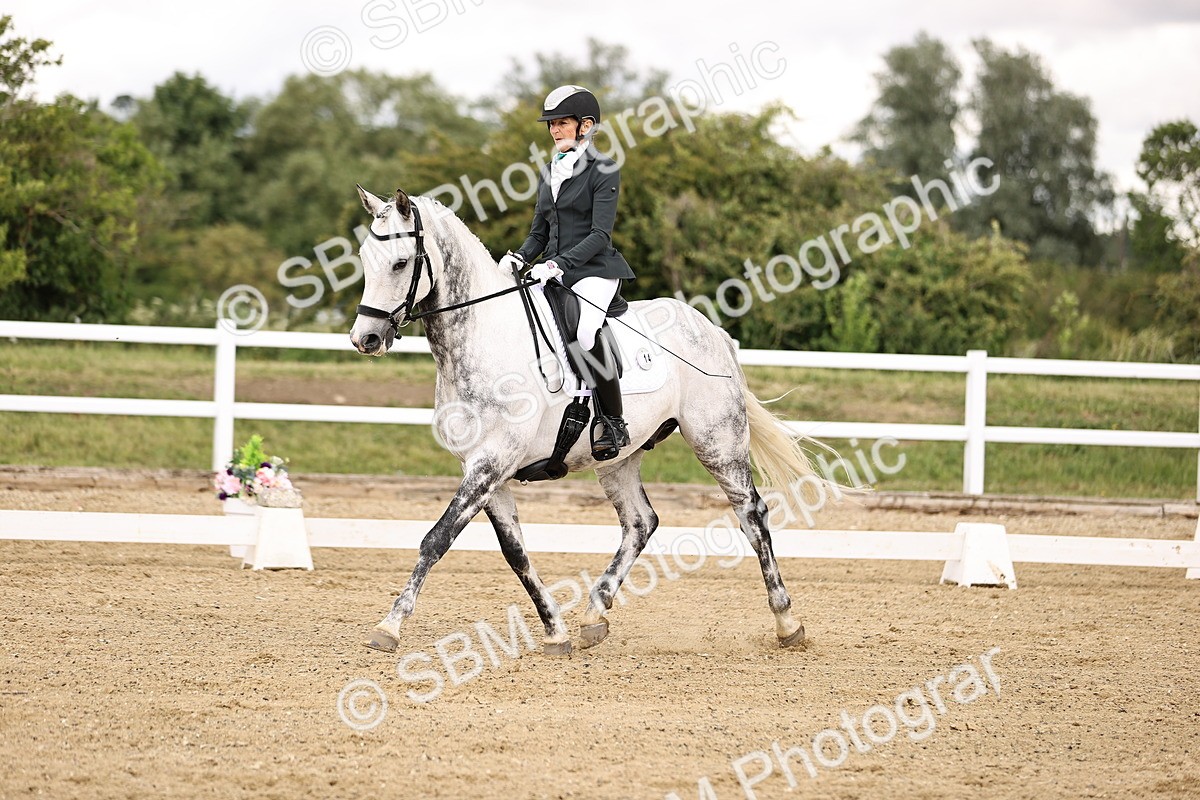 SBM_001971 - Class 2 - Novice 4 - 10.36-11.39