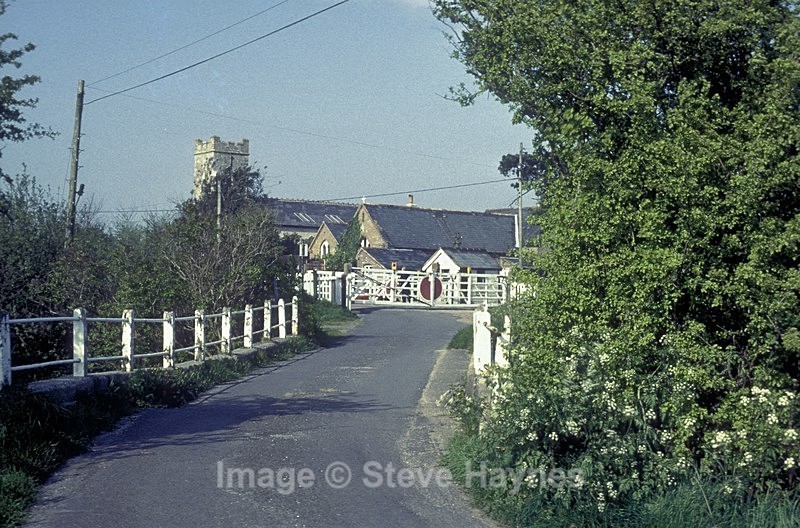 May 1993 - Stoke No. 32 Level Crossing, East Stoke, Dorset