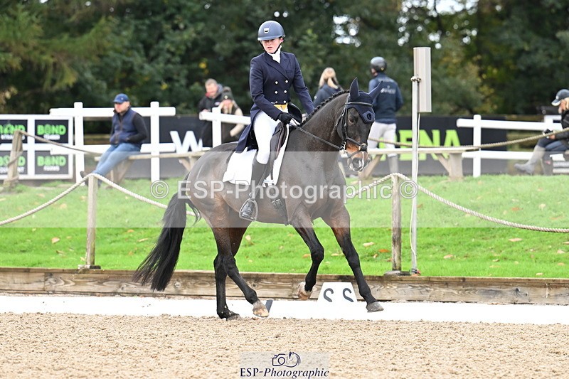 251023A-100626-01424 - B-126-Catherine.Van.Randwyck