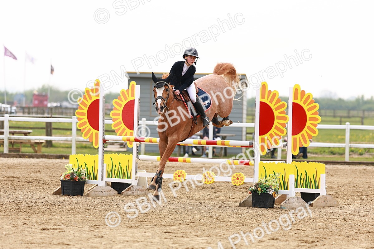  - Class 18 - Senior Newcomers - 1.10m