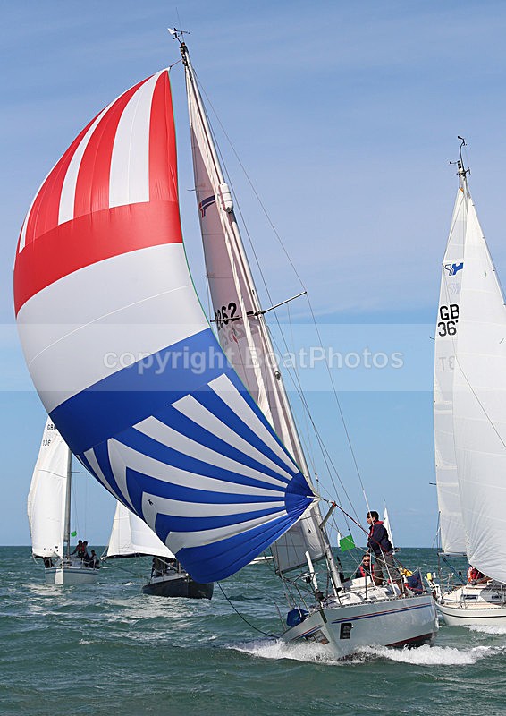 130601 GBR2262 WT7A8940 - ROUND THE ISLAND RACE - 1st June 2013