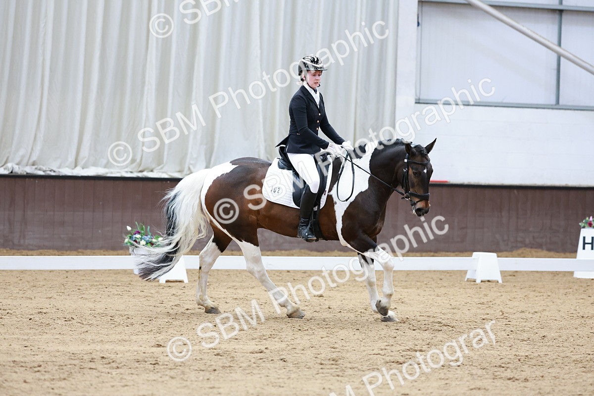 SBM_008818 - Class 6b - Novice 6 - 11.02-12.19