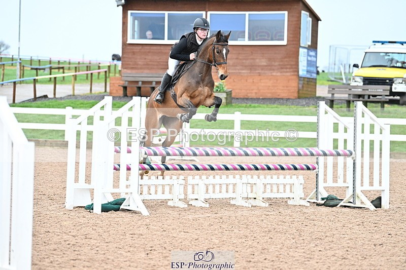 240224A-083814-02818 - Cls 9 British Novice and 90cm Open