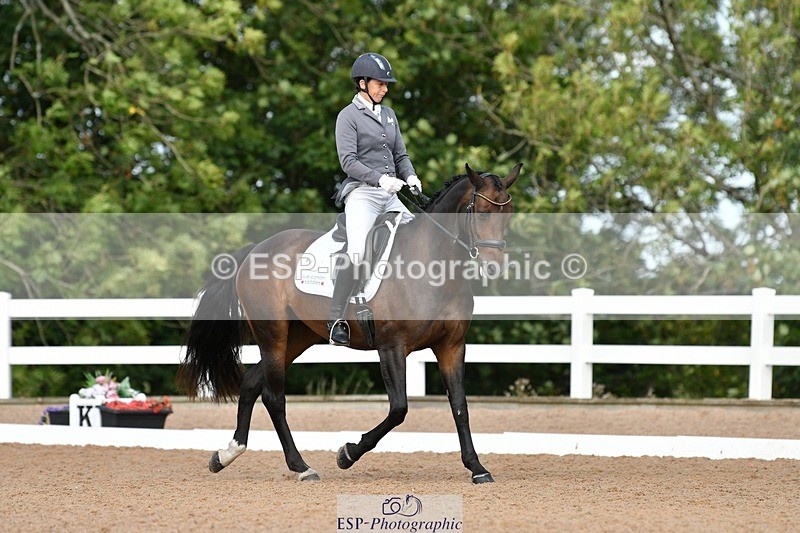 250906-104156-00711 - 096-Anna.JamesCaramia's.voice