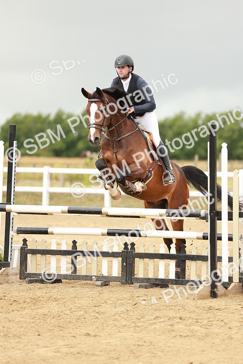 SBM_006992 - Class 2 - Senior Discovery - 1.00m Open