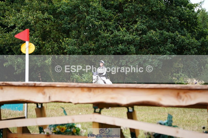 250802A-144714-05504 - D-157-Caitlin.Wright-BEAU.CRUISING.CLOVER