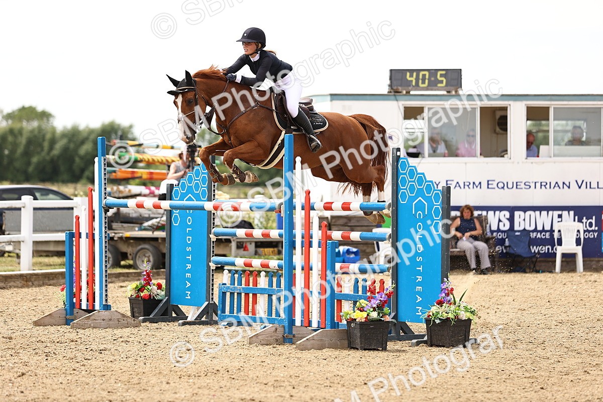 SBM_002013 - Class 16 - GFS Senior Newcomers 1.25m