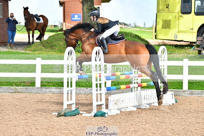 230819A-153556-01063 - Cls 32 95cm Amateur Qualifier