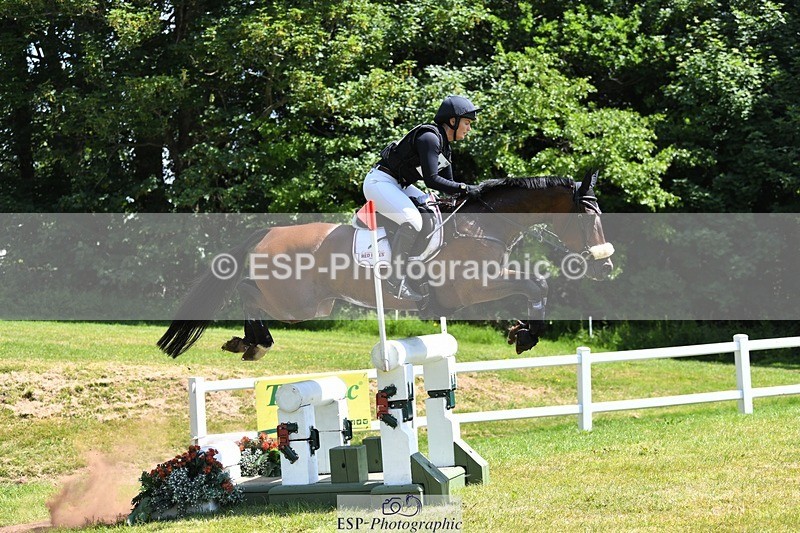 230528-110810-16418 - 486-SENZA_FINE-Elizabeth_Power-XC