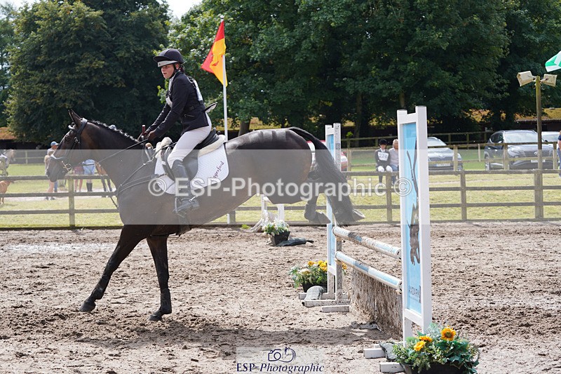 240824X-123752-24182 - 80cm Round 1 12.00 to 13.00