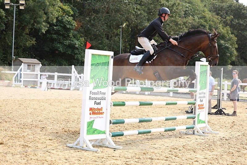 3E7A2642 - Class 9: Senior 1.15m Open