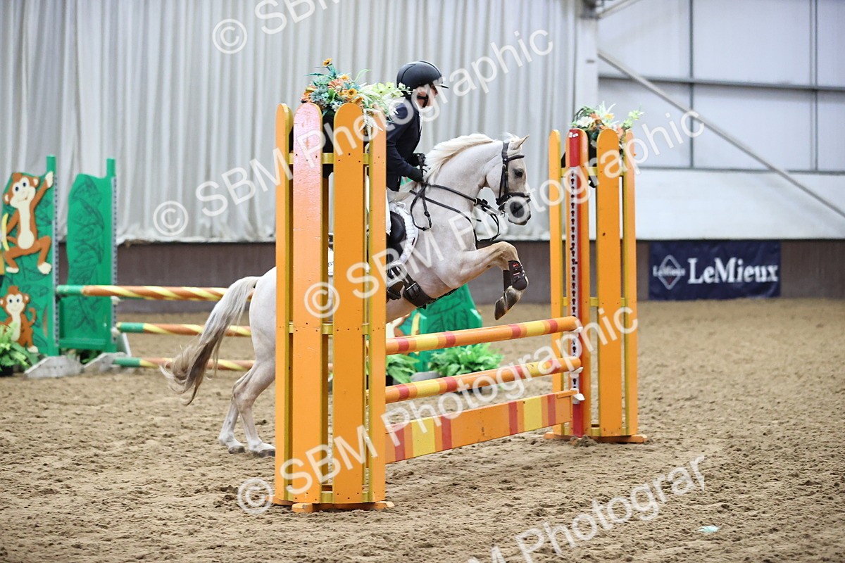 SBM_003437 - Class 11 - Springboard 128cm 138cm Restricted 85cm 95cm