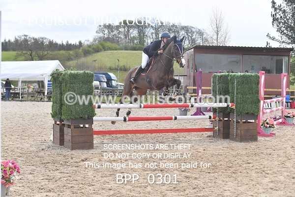 BPP_0301 - CLASS 2 FRI Senior BritiNovice/ 90cm Open