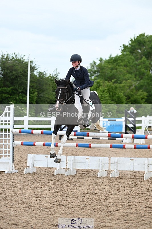 240609A-143111-05960 - Cls 26 Pony Foxhunter and 1.10m Open