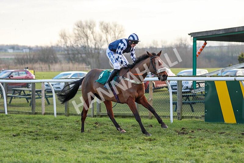 220125-Race 5-BraveTheWaves-3897