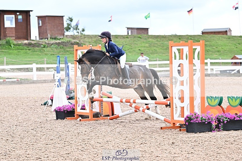 250729-145530-00039 - Clear Round and 60cm