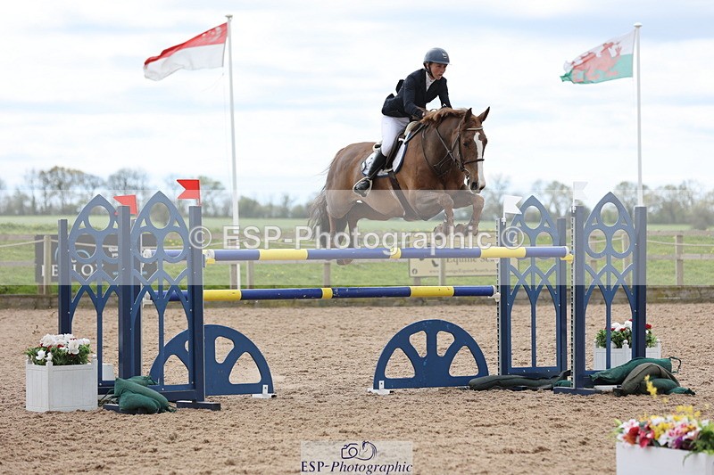 240419A-124558-07425 - Cls 6, 2 Star Medium Tour 1.35m