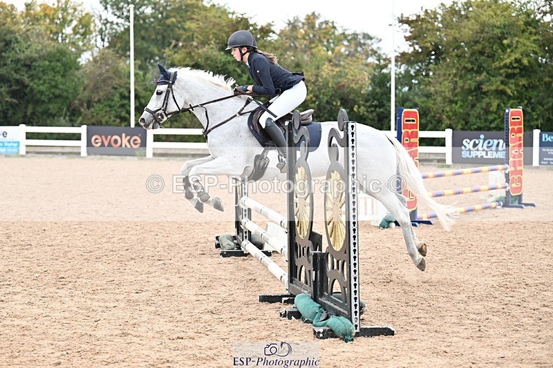 250920-110910-00400 - Cls 22+23 Club and Schools 70cm