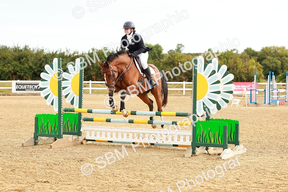 SBM_002209 - Class 9 - Senior British Novice - 90cm
