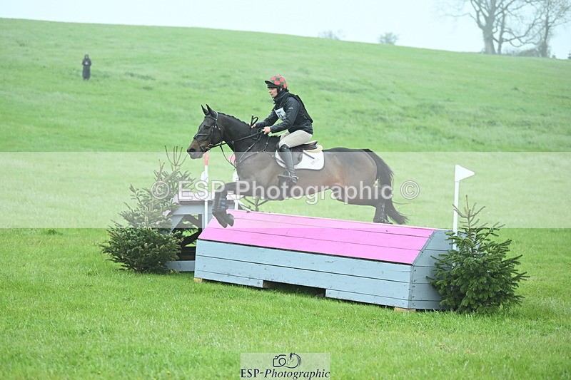250418-104709-01261 - 062-Georgina.Ewell-KILCARNA.BARNEY