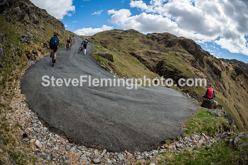 140233 - Hardknott Hairpin 14.00 - 15.00