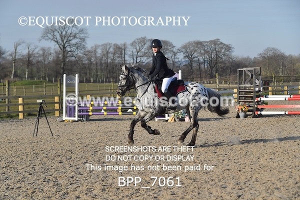 BPP_7061 - CLASS 18 SUN Pony British Novice / 0.80m Open