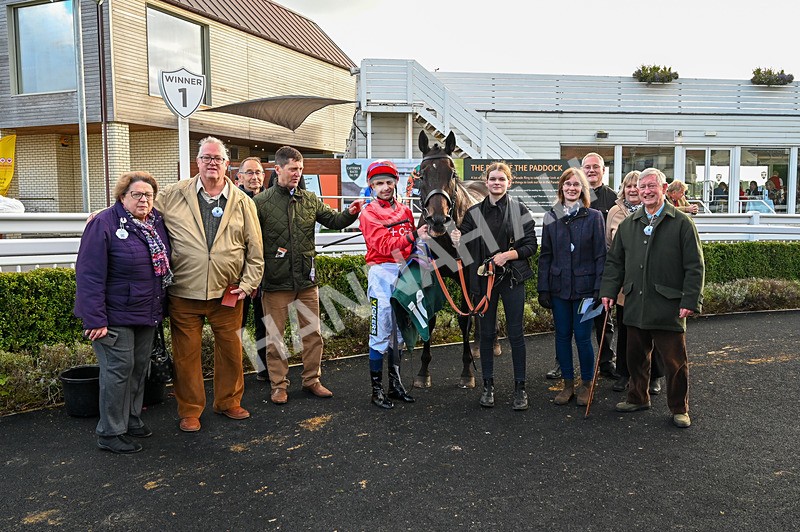 021024-Race 6-Redrosezorro-6634 - Race 6