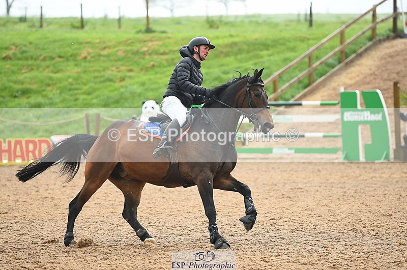 230505A-102236-02892 - Cls 20 Snr Foxhunter
