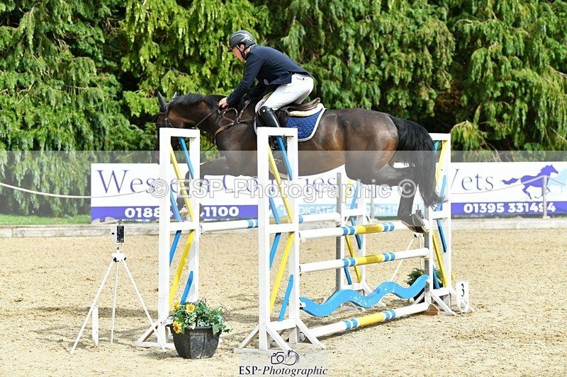 230712-160638-25163 - Cls 57 Newcomers & 1.10m Open