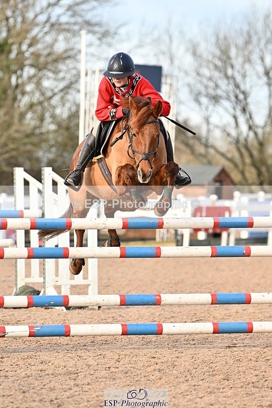 241208-140648-01878 - Cls 22 Foxhunter and 1.20m Open