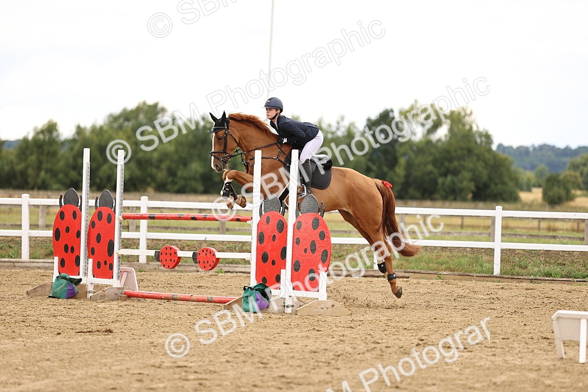 SBM_026905 - Class 13 - Senior Newcomers - 1.10m