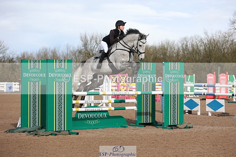 240223A-112148-00812 - Cls 4 Snr 1.05m Open