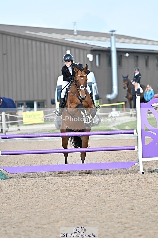 251001-121735-00153 - Cls 3 Snr 1.05m Open