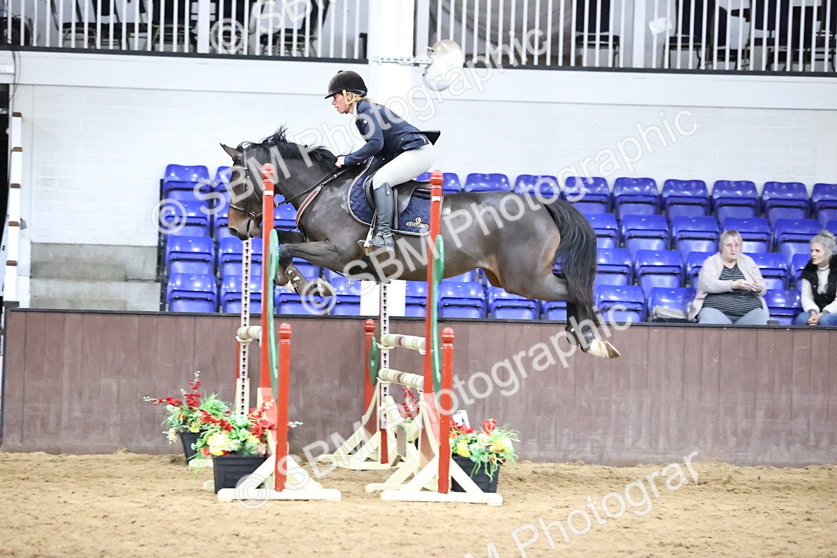 SBM_002082 - Class 4 - Senior Newcomers - 1.10m Open
