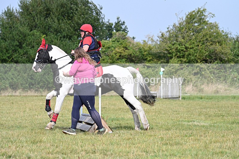 WJ7_6105 - 40cm XC Time 10:57 to 11:30