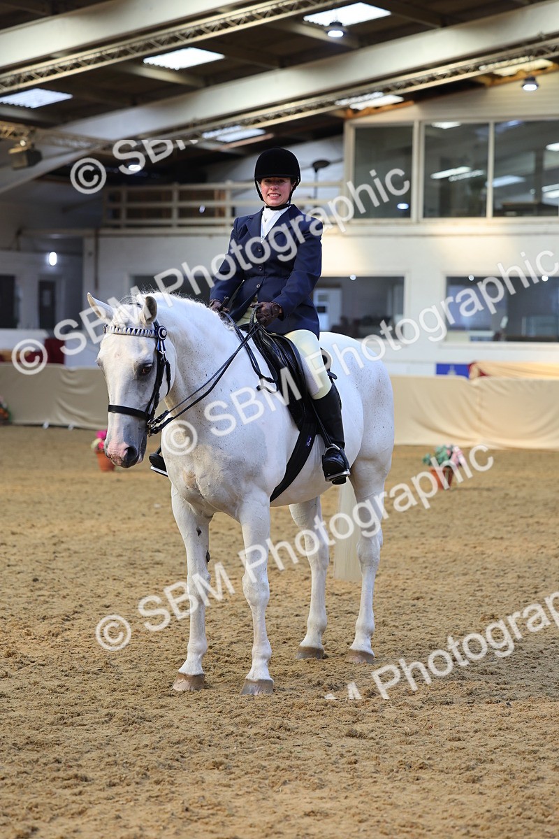 SBM_24617 - Class 906 - Supreme Final - Ridden Pre Vet