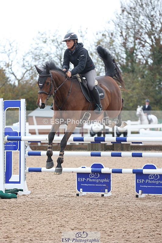 231112A-140802-04811 - Cls 20 Newcomers & 1.10m Open