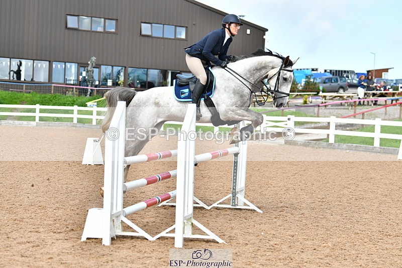 230819A-152819-01033 - Cls 32 95cm Amateur Qualifier