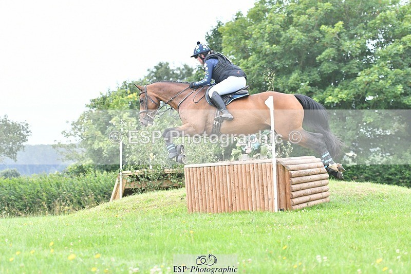 240803-103112-01279 - 051-Sophie_Goodall-MILLFIELD_ROLY_POLY