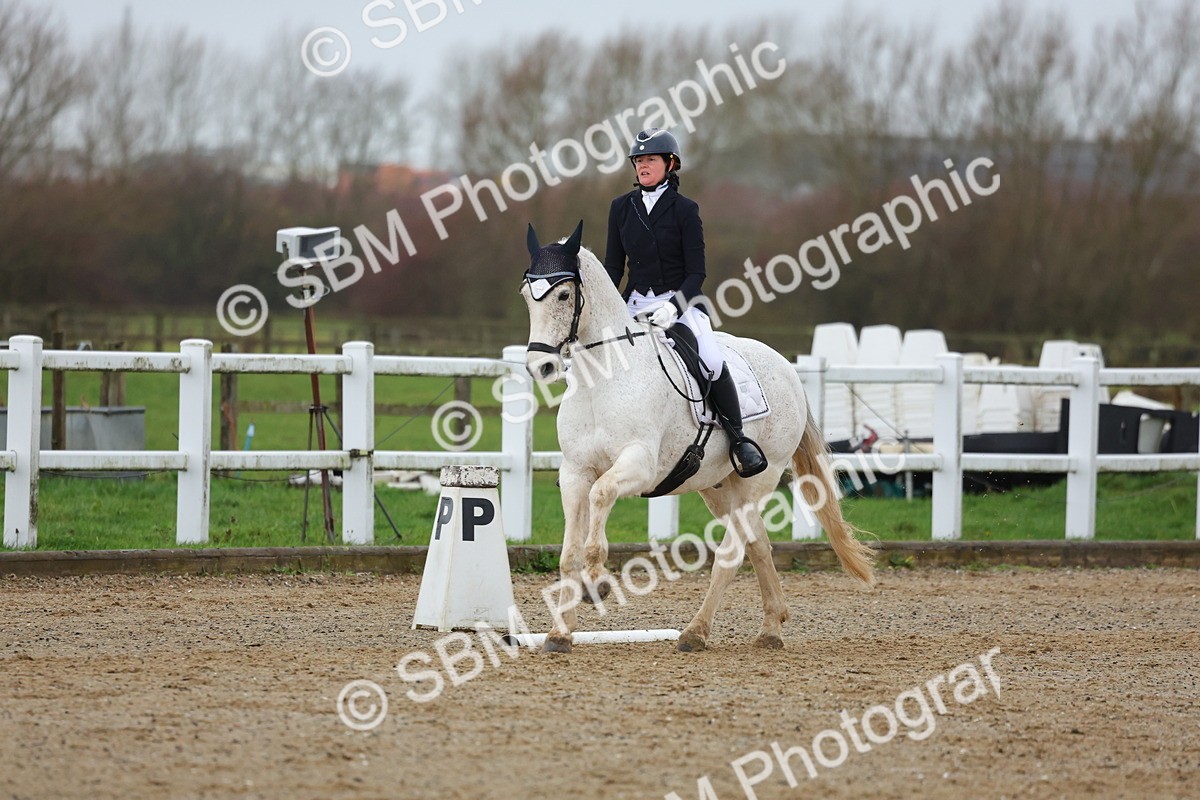 SBM_003115 - Class 6 - Novice 4