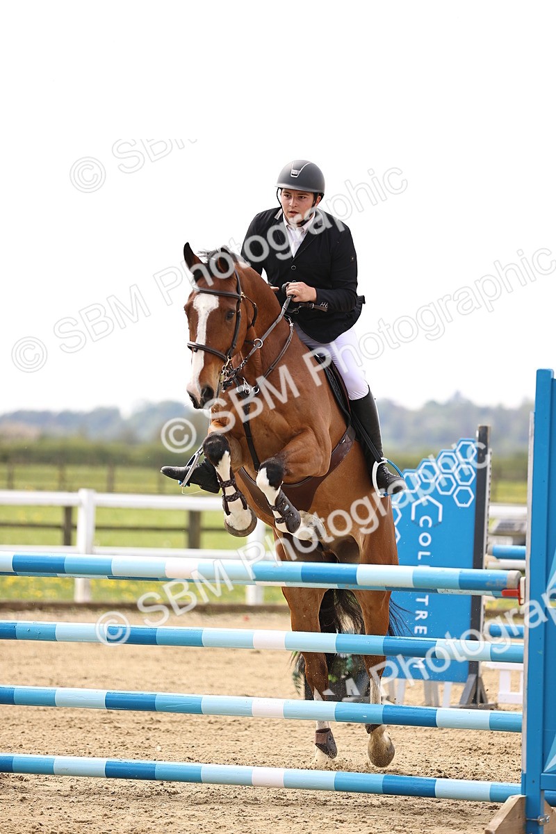 SBM_002440 - Class 11 - Senior newcomers - 1.10m