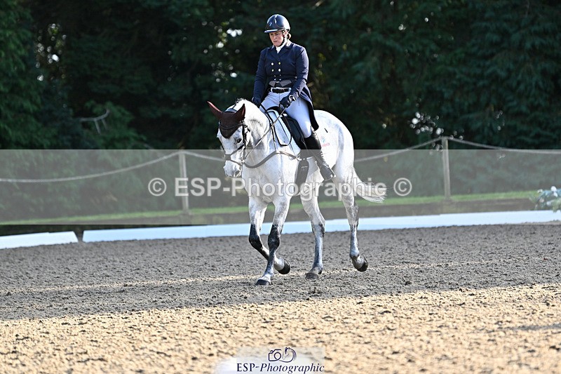 241023-161025-00870 - 014-Lizzie.Luxton-ST.TROPEZ