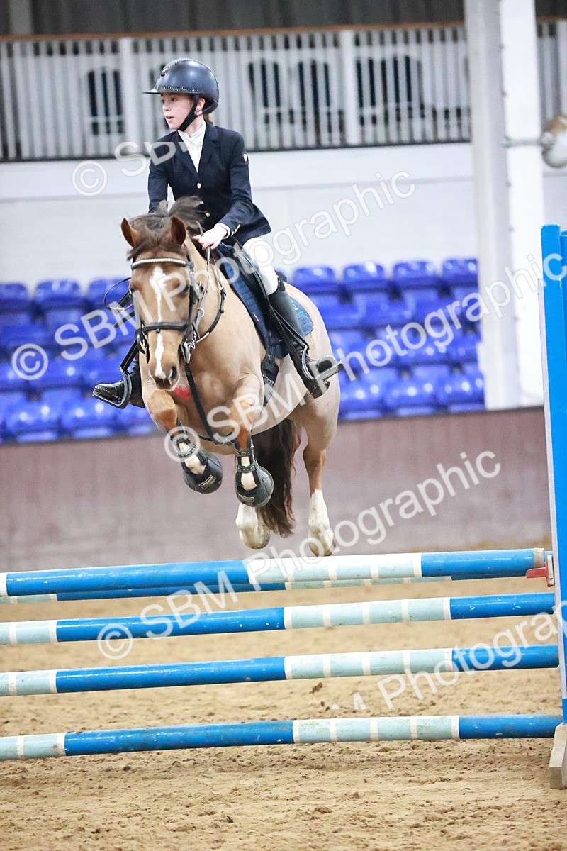 SBM_001789 - Class 9 - Pony Intro 75cm